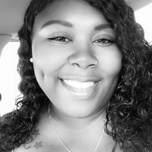 Meet your Posher, Sacoya